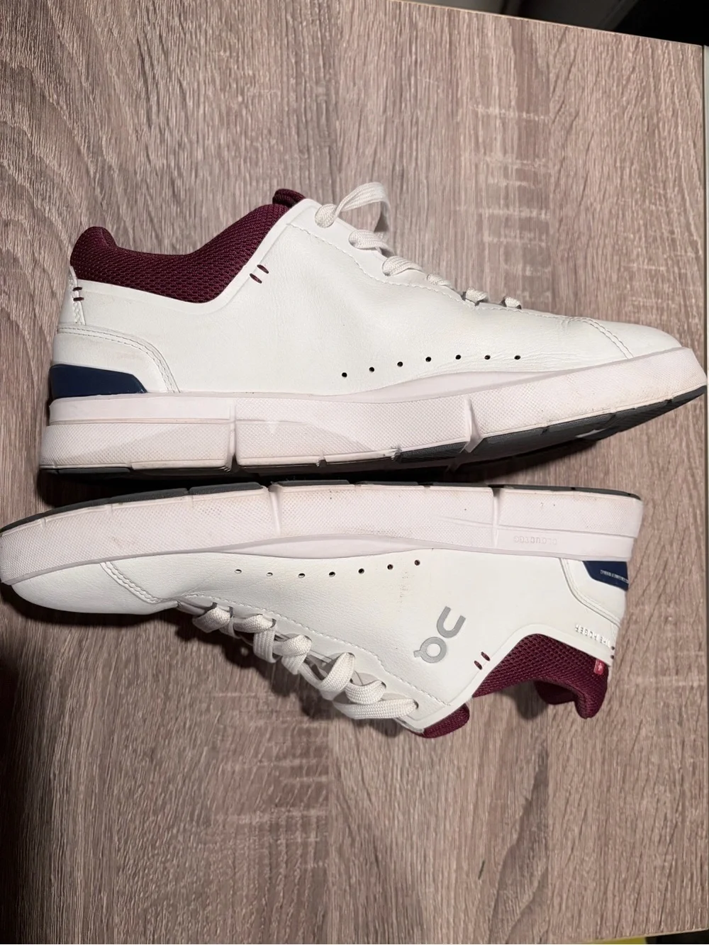 On Running White Sneakers with Burgundy Collar -Great Condition Sz 7
